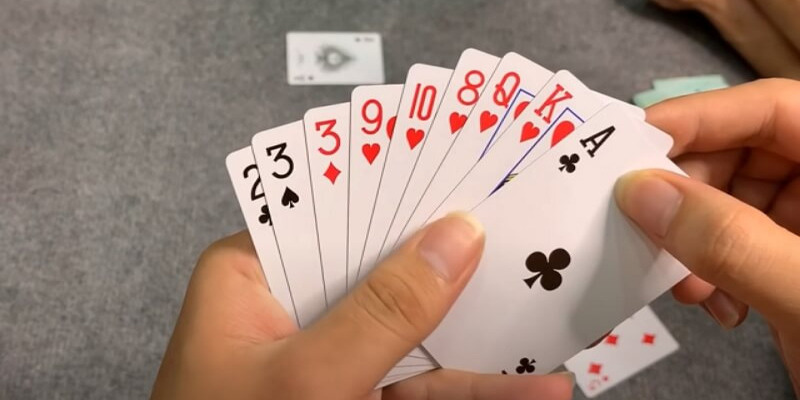 Khái niệm về bài phỏm dành cho game thủ